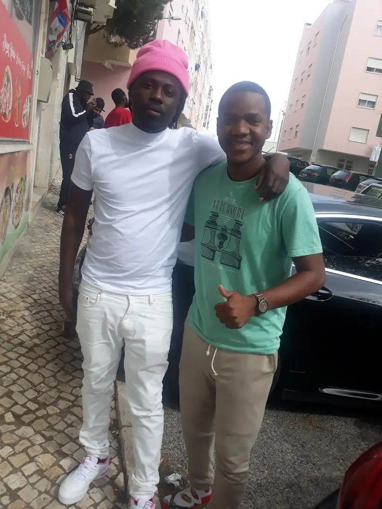 Petilson Milengo_Agualva Mira Sintra_Agualva_reseña