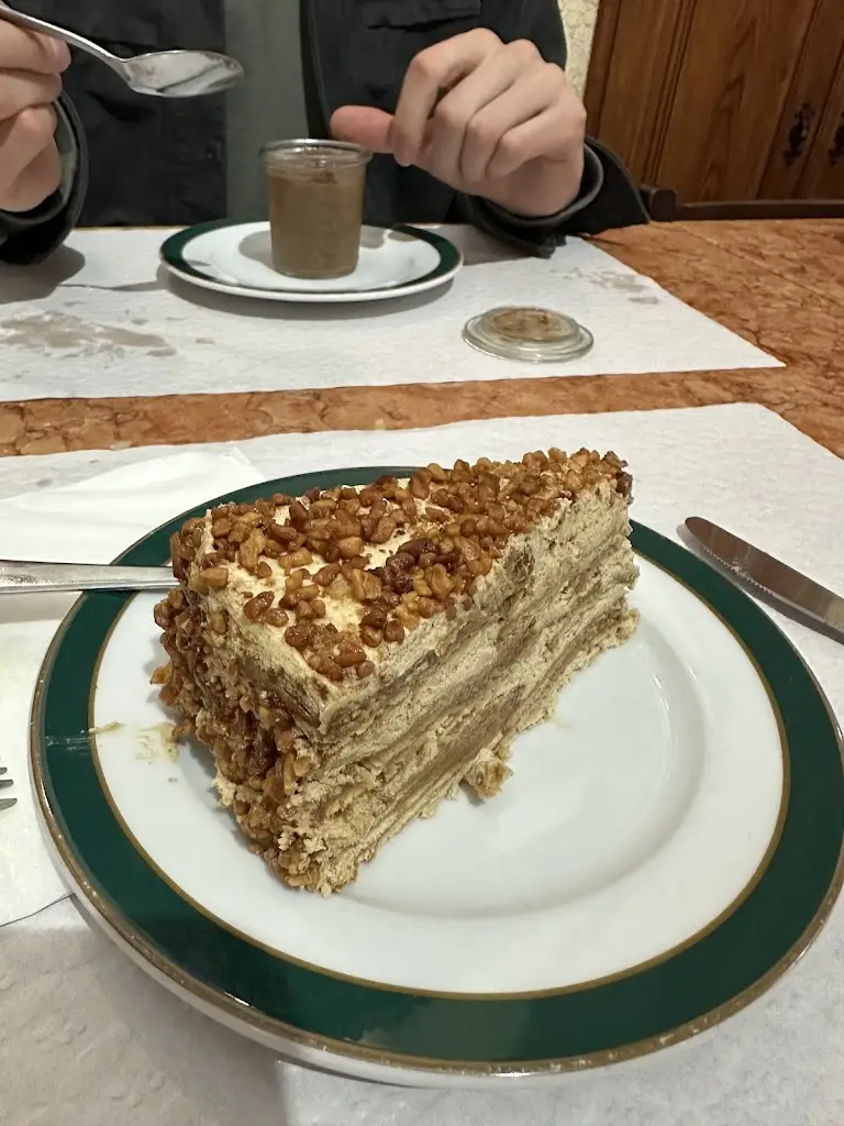 Jill Robinson_O Simões da Aldeia_Almargem do Bispo_review