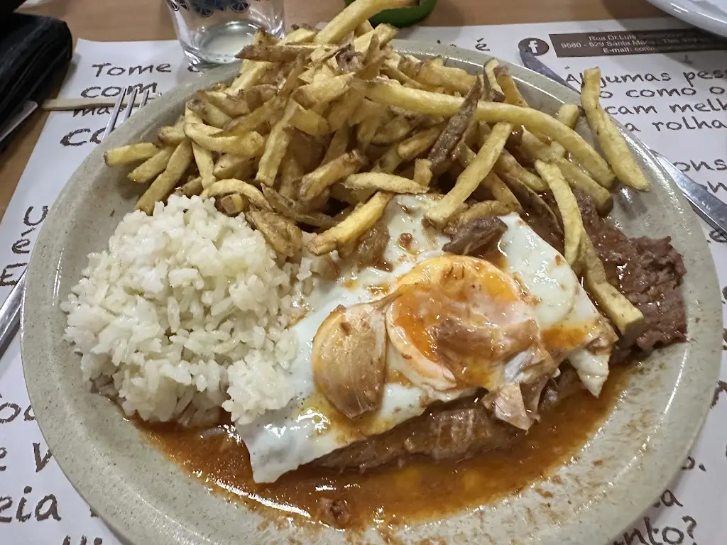 Conversation with Letters_Vila do Porto_slider_image_3