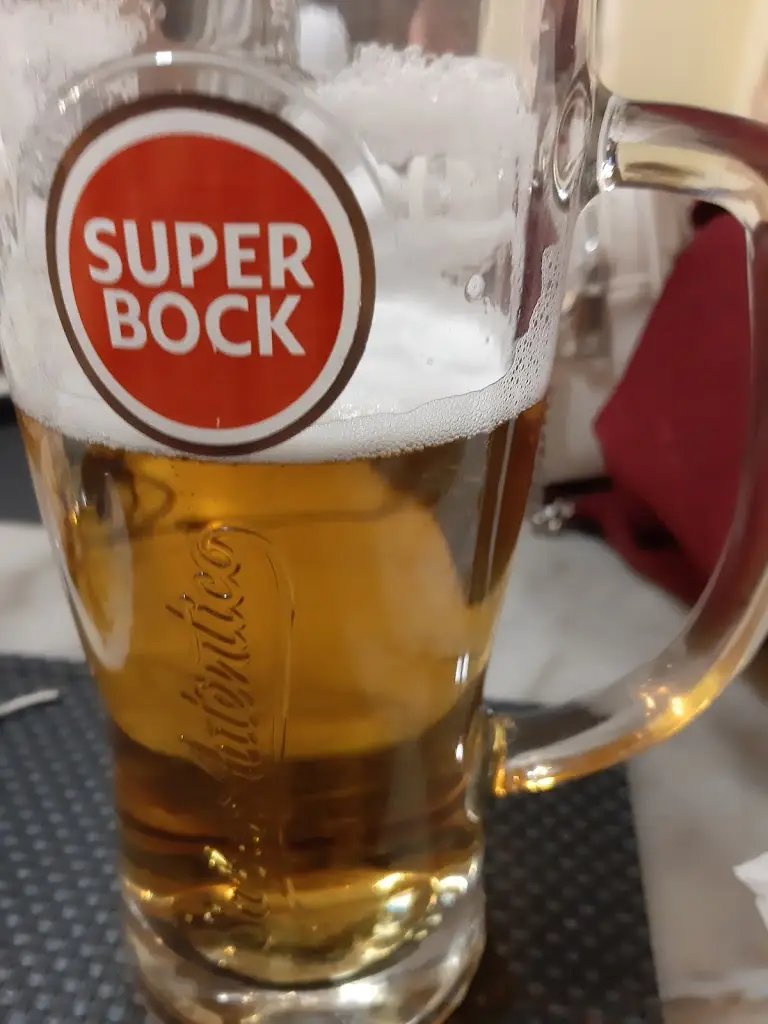 Michael Fox_Chafariz das Gravatas_Amadora_review