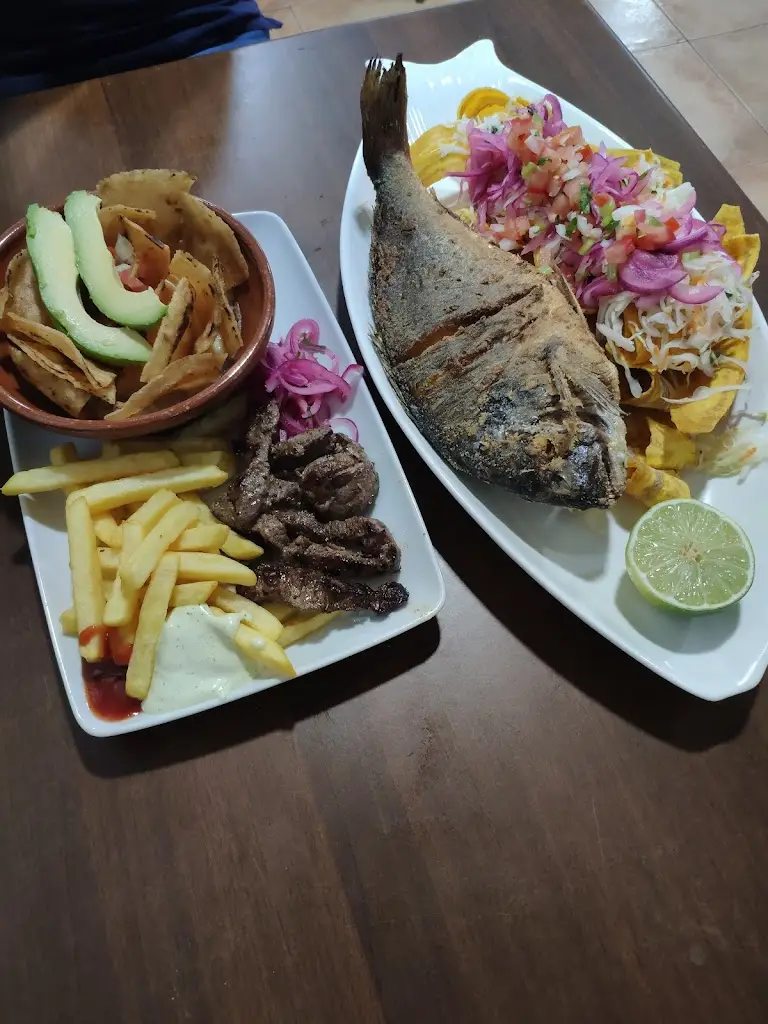 Menu_Churrasqueira Vieira & Filhos, Lda_Fenais da Luz_immagine_4