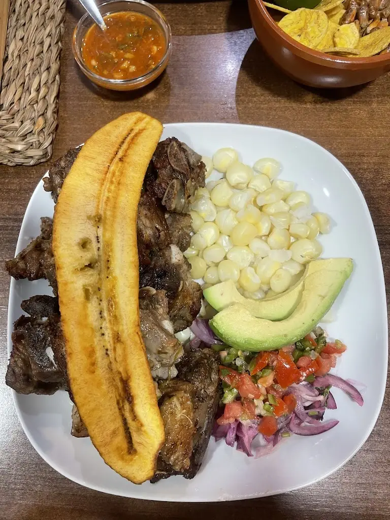 Churrasqueira Vieira & Filhos, Lda_Fenais da Luz_slider_image_3