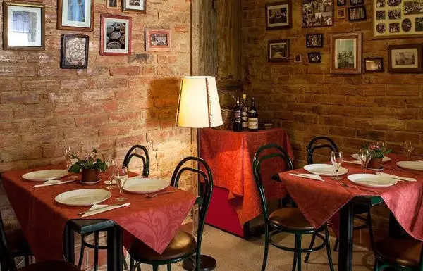 Cantinho Romeno_Alto do Pina_slider_image_1