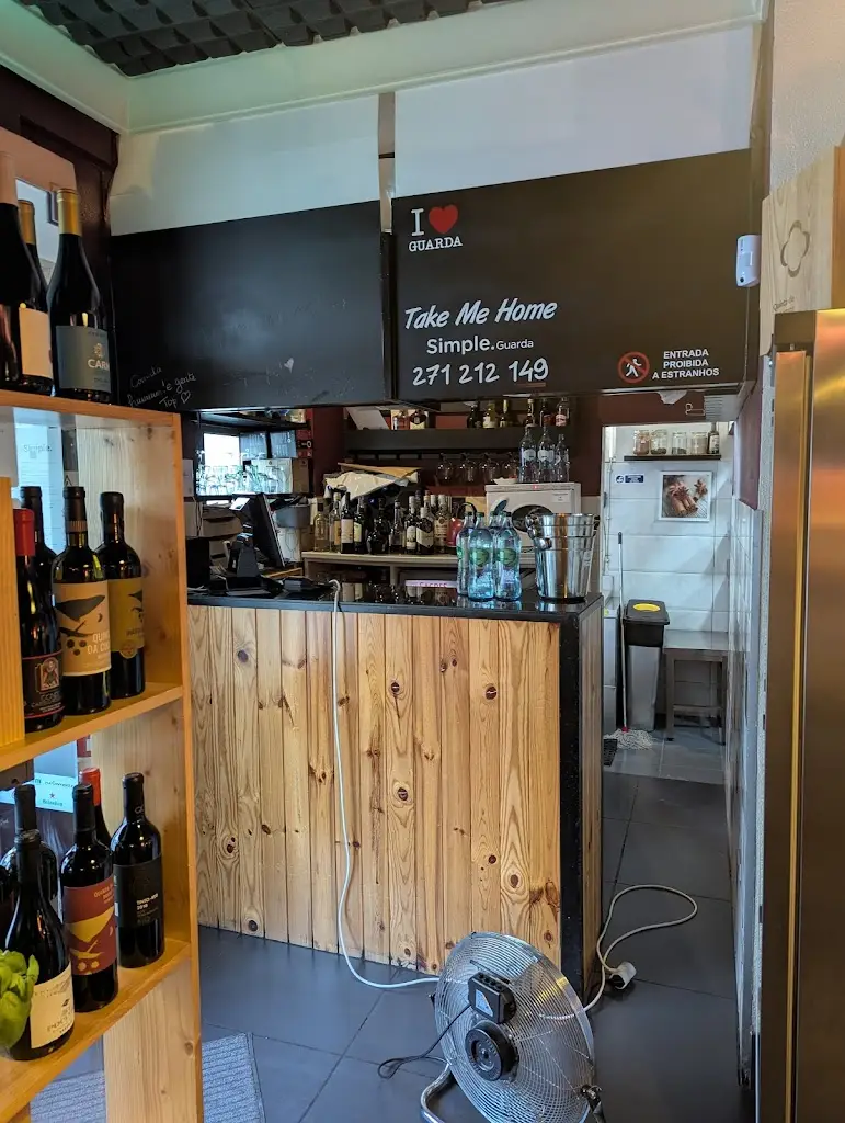 Rob MacLuan_Simple.Guarda_Alvendre_review