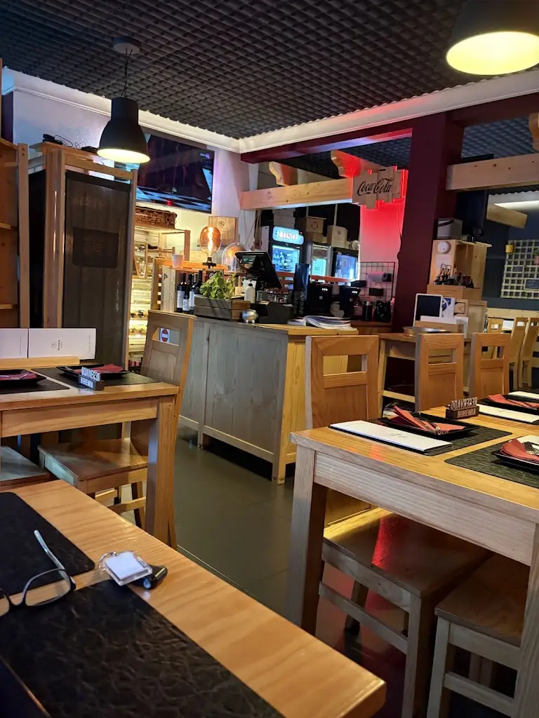 Sandra Atkinson_Simple.Guarda_Alvendre_review