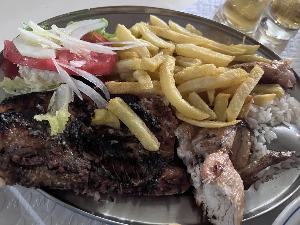 PHUONG NGUYEN THI NGOC_Churrasqueira Nova Grelha_Alvendre_recensione