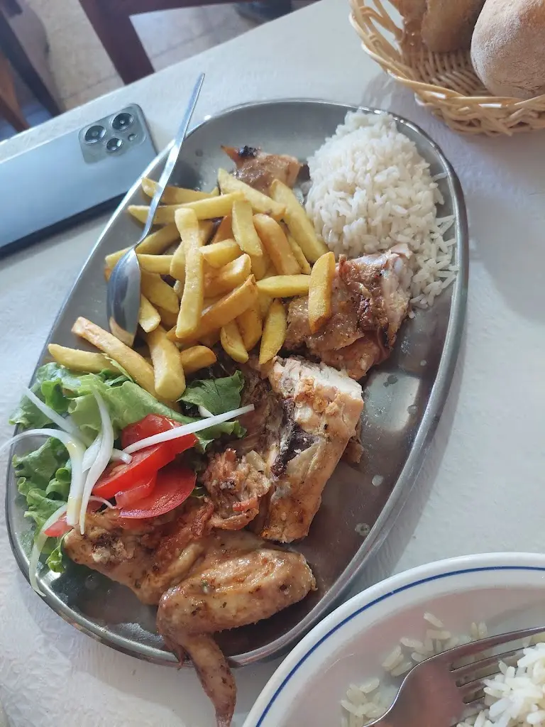 Churrasqueira Nova Grelha ristorante a Alvendre
