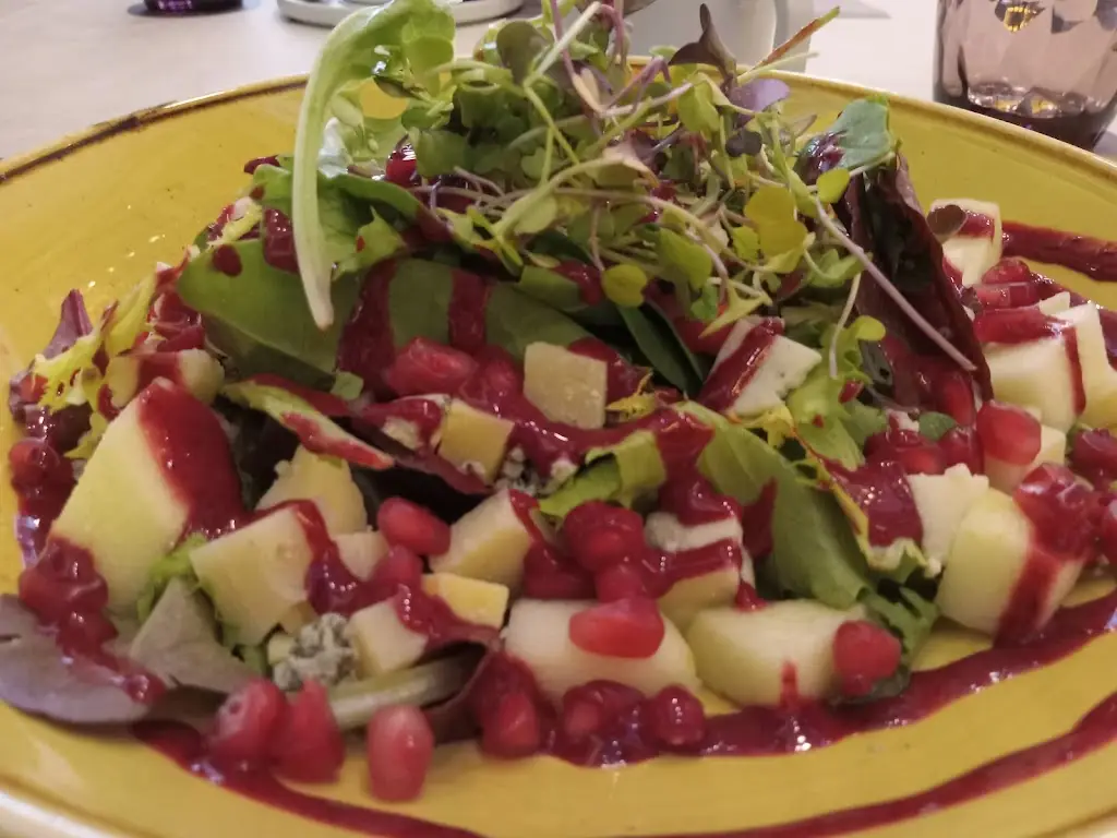 Adrian Velasquez_D'sigual Wine House_Alvendre_recensione