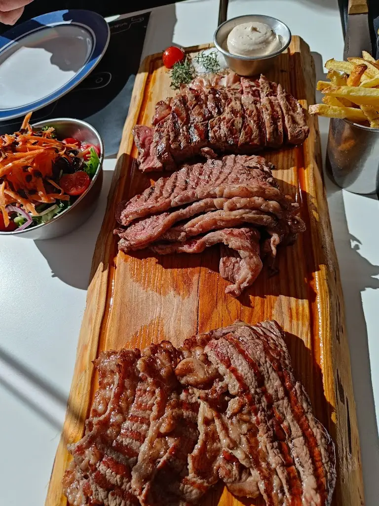 Gowrishankar P_Natábua_Alvalade_recensione