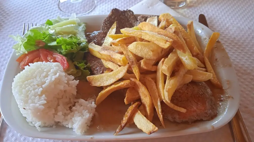 Ângela Ferreira_Pedras Lavradas_Alvoco da Serra_review