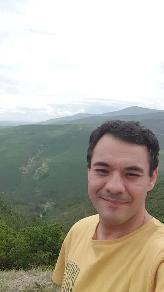 Mário Rui Lima_Casas de Alvoco da Serra_Alvoco da Serra_reseña