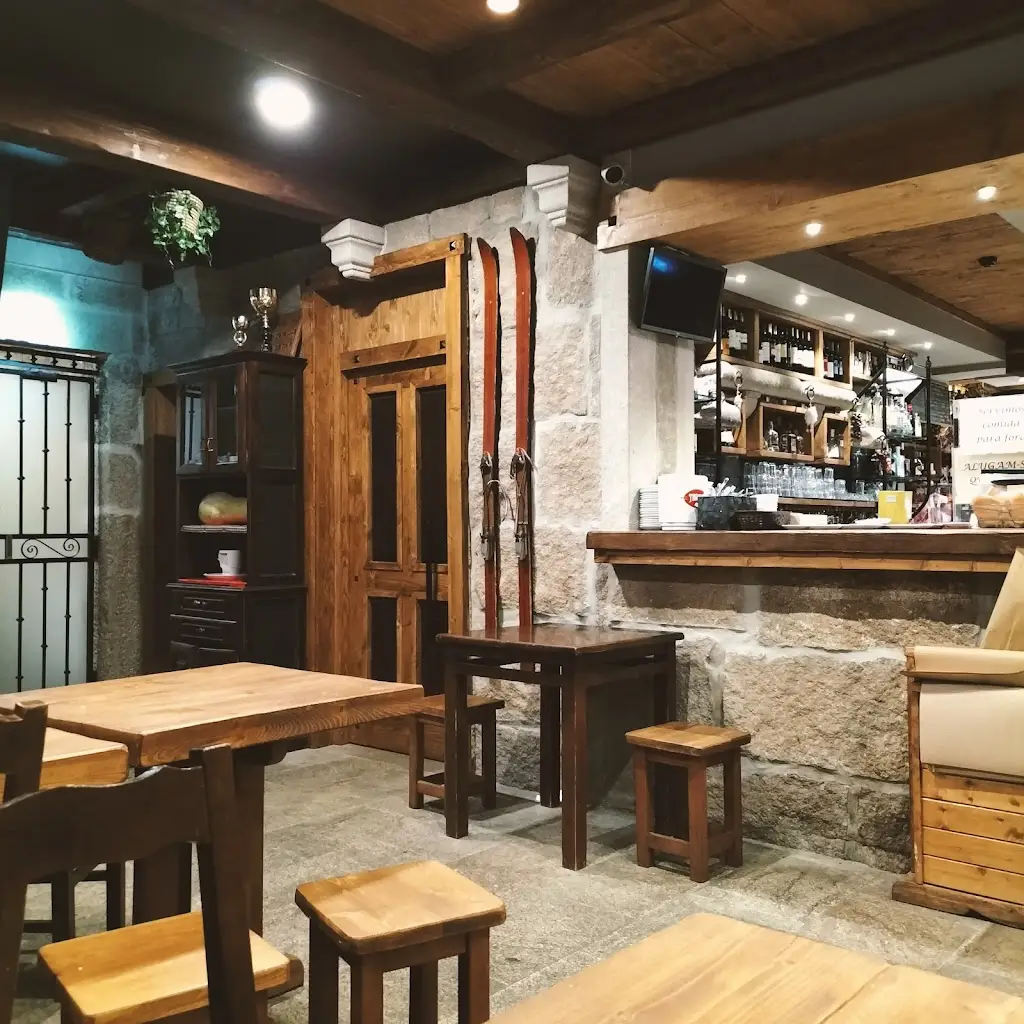 Restaurante Alta Clube ristorante a Alvoco da Serra