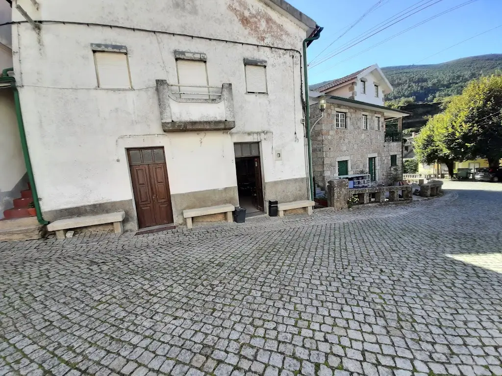 Cafe Brito_Alvoco da Serra_slider_image_3