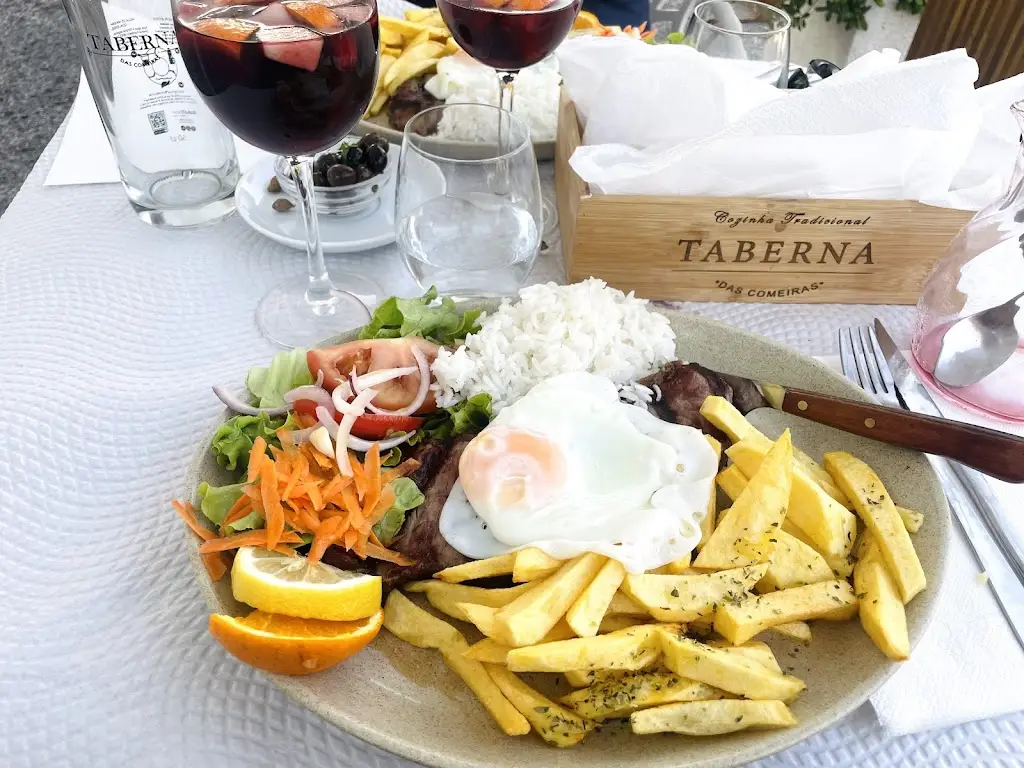 Sarah Poveda_Taberna das Comeiras_Aveiras de Baixo_recensione