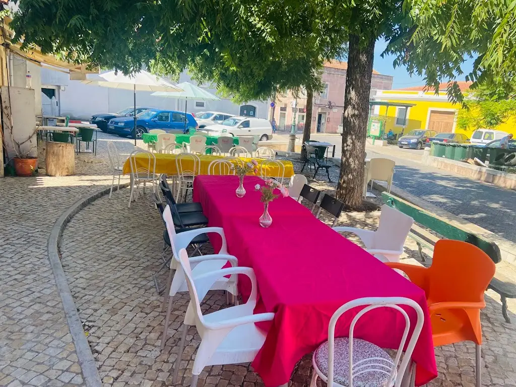 O Cantinho da Ameixoeira ristorante a Ameixoeira