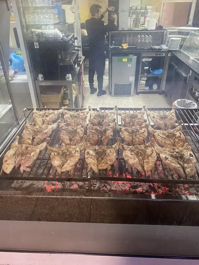 Os Martinhos restaurante en Ameixoeira