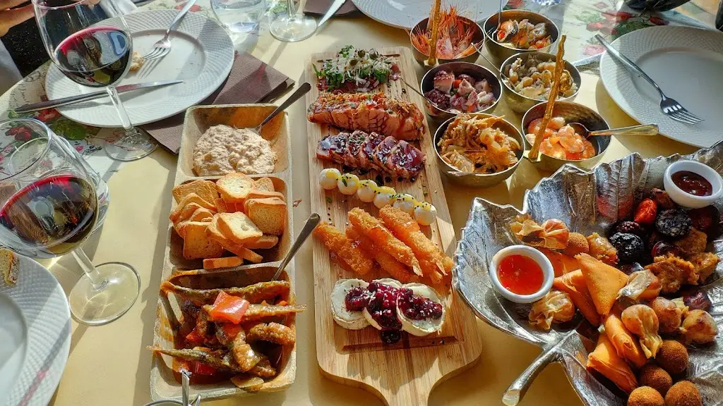 Taberna A Preciosa_Ameixoeira_slider_image_3