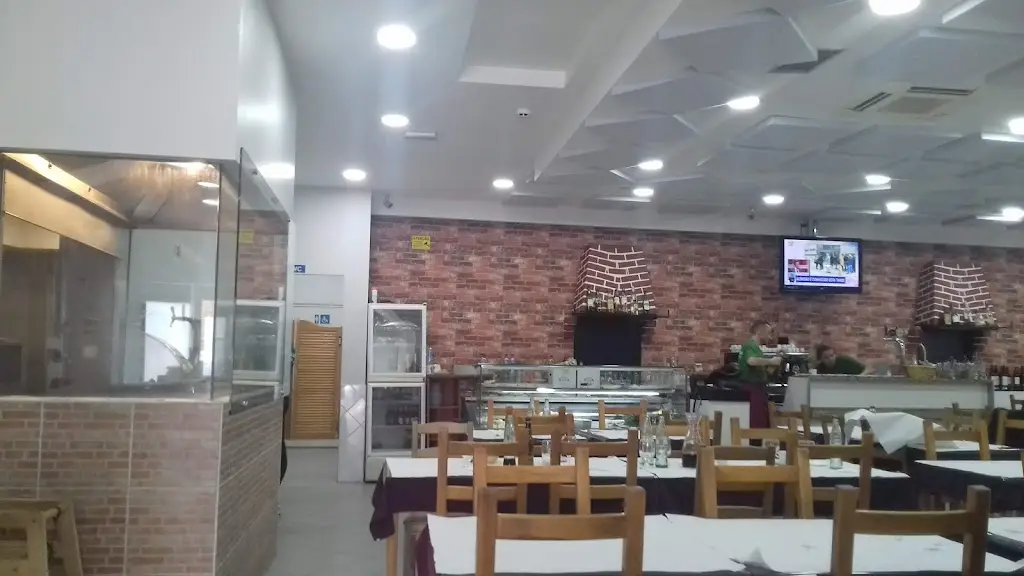 A Cascata ristorante a Ameixoeira