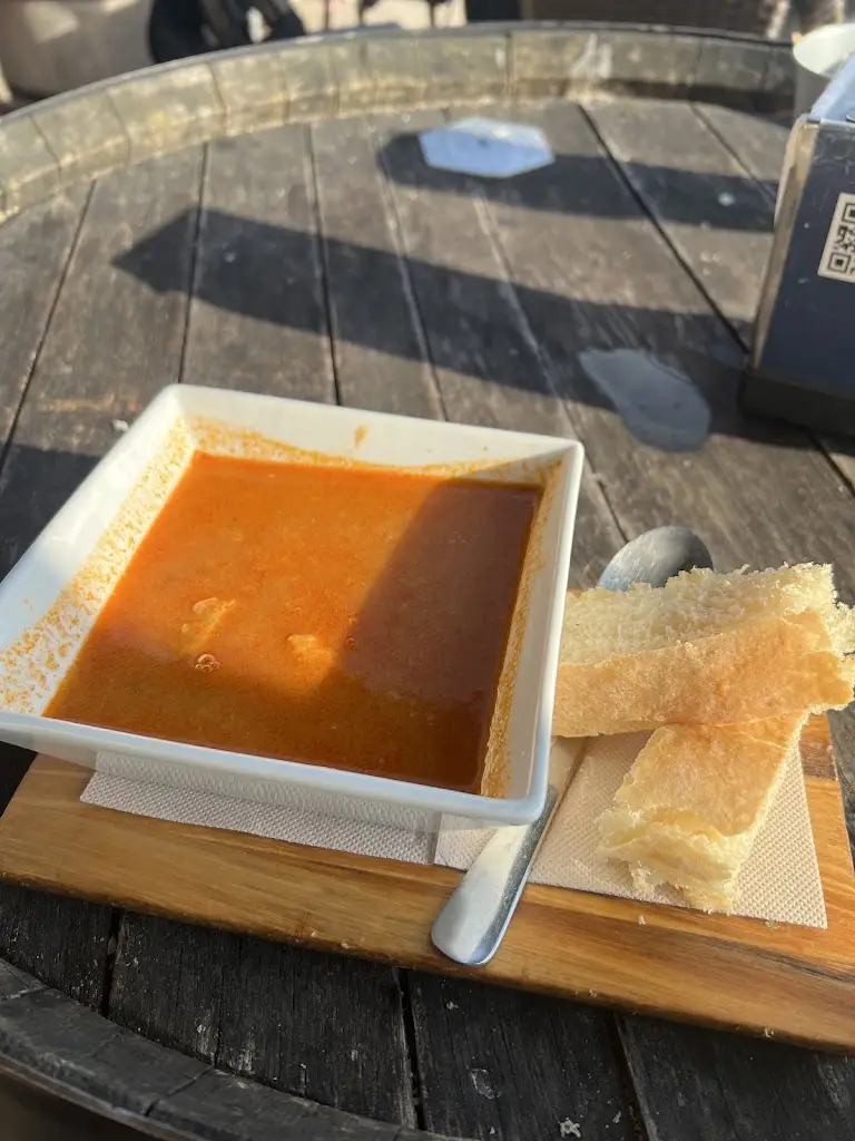 Mafalda Santos_Chez Maurice_Arcozelo_reseña