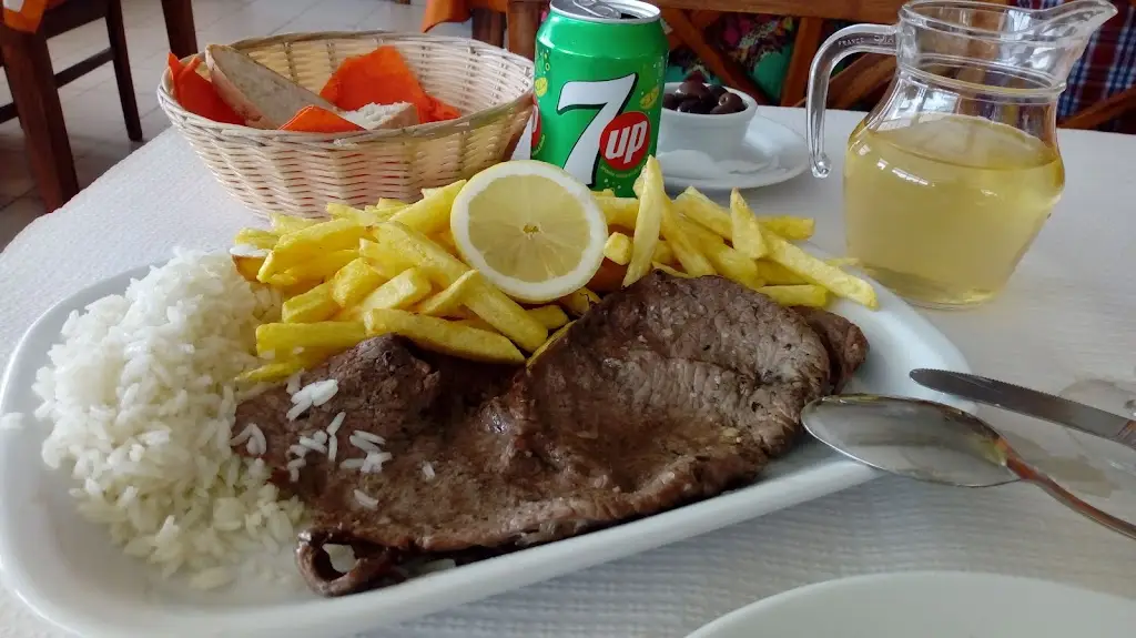 José Eduardo Brito de Carvalho_Novo Horizonte_Azueira_recensione