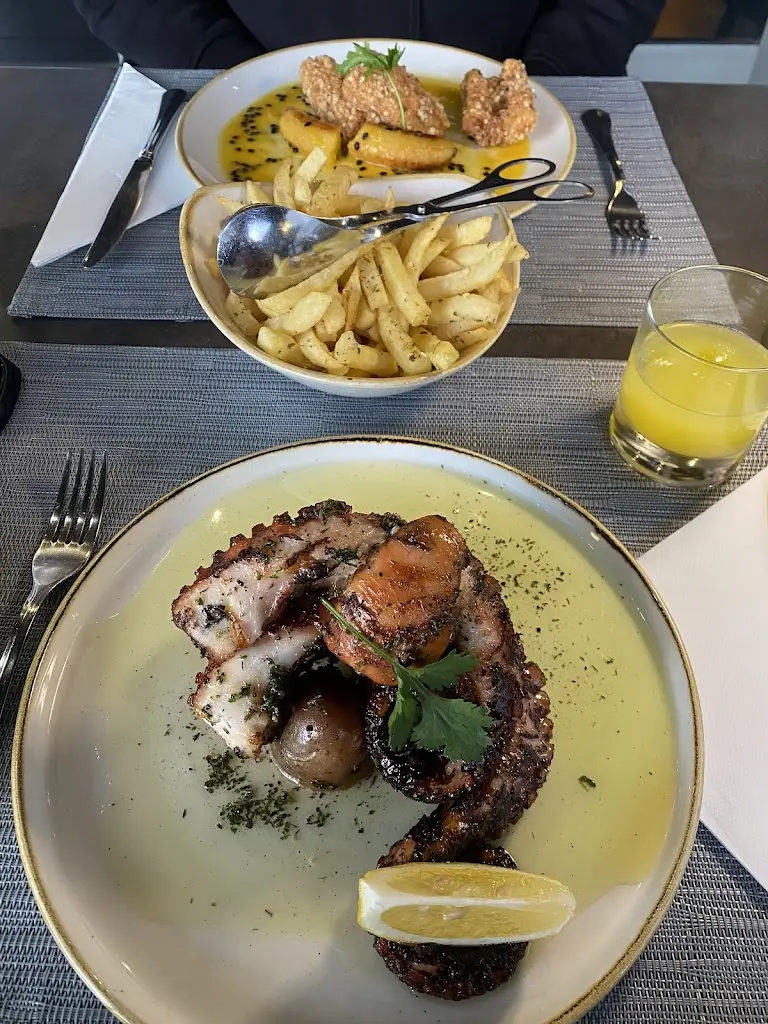 Menu_AVENIDA GastroPub & Grill_Avelãs da Ribeira_imagen_8