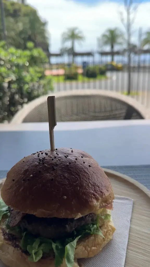 AVENIDA GastroPub & Grill_Avelãs da Ribeira_slider_image_2