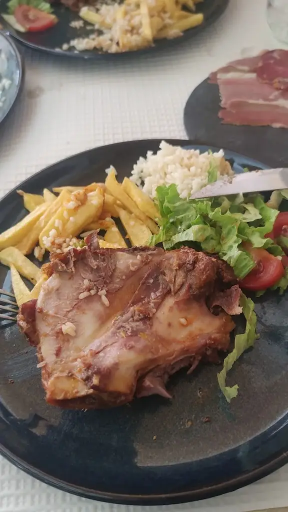 Restaurante Ribeira d'Alva_Avelãs da Ribeira_slider_image_2