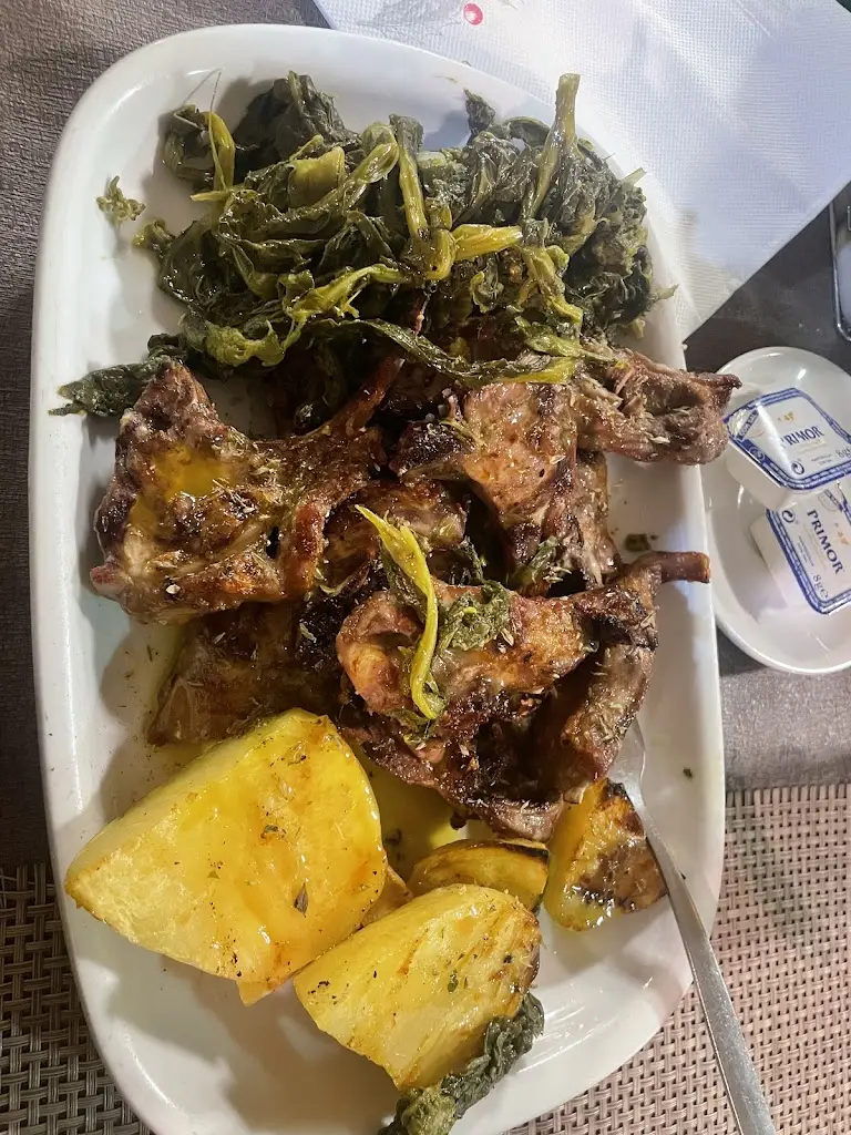 Bert Arcadia_Muralhas de Celorico_Baraçal_recensione