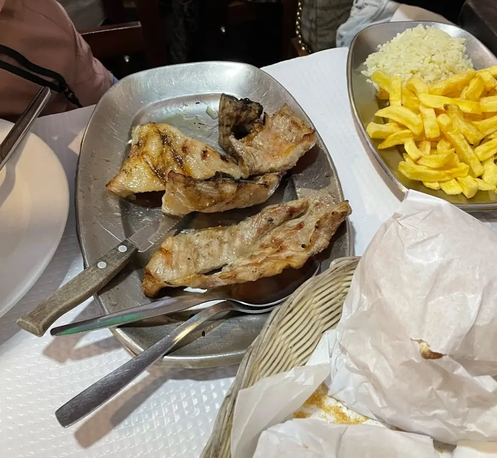 Yiou Liu_O Batista_Buraca_reseña