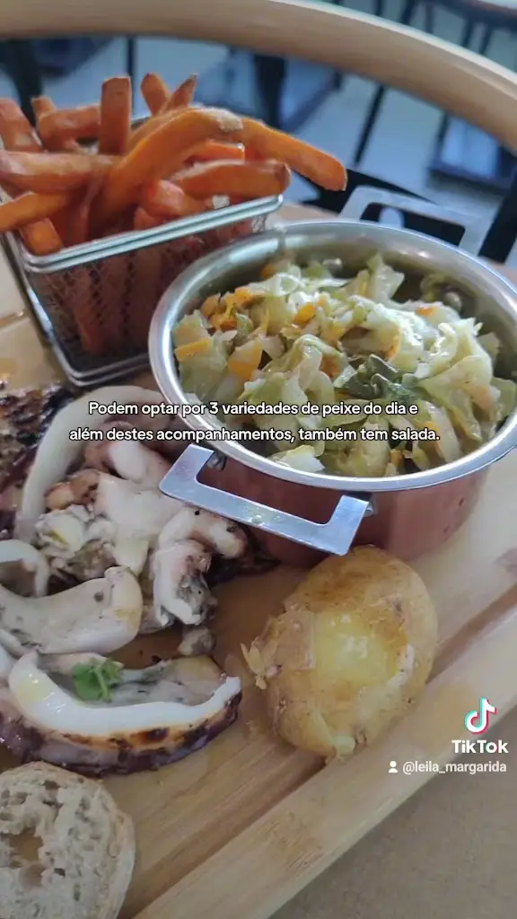 As Manas da Buraca_Buraca_slider_image_2