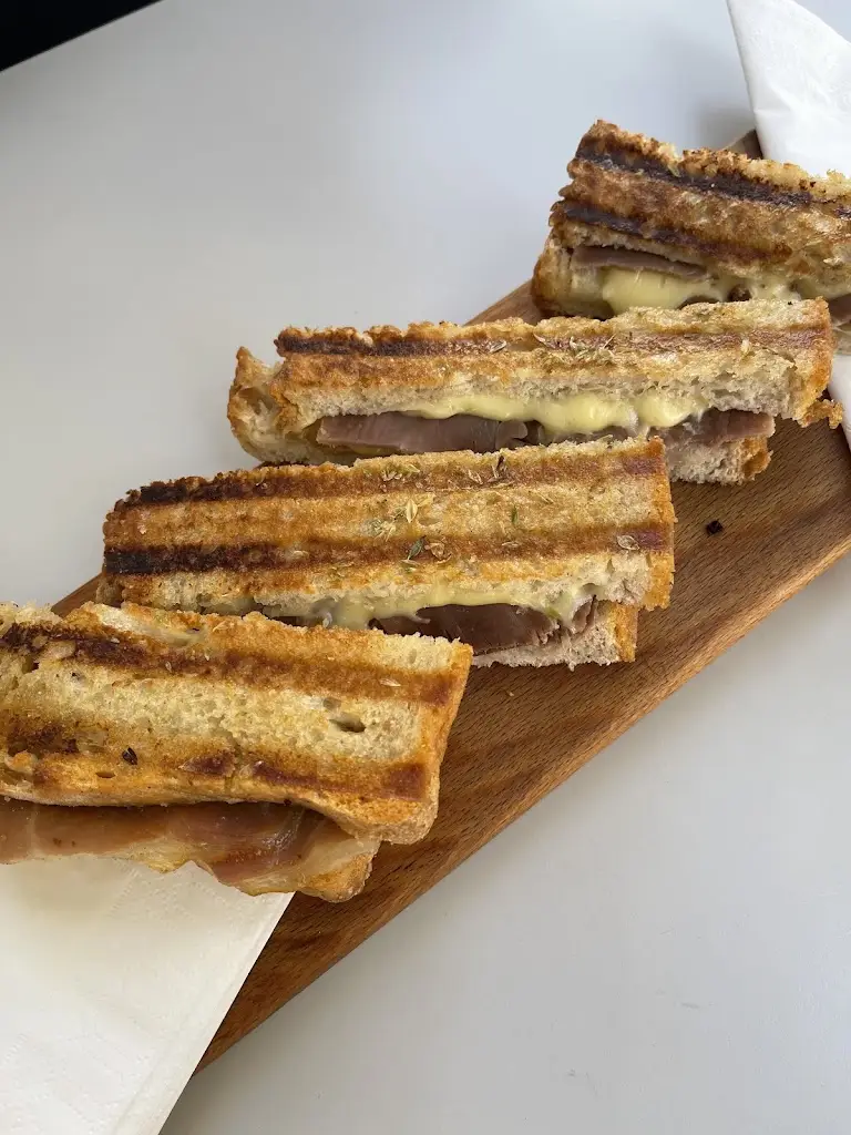 Karolina Kujawska_Doce Encontro_Buraca_recensione