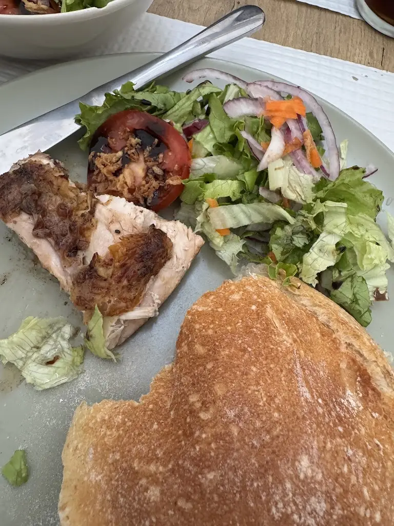 Emiley Stone_Casa dos Frangos de Benfica_Benfica_recensione