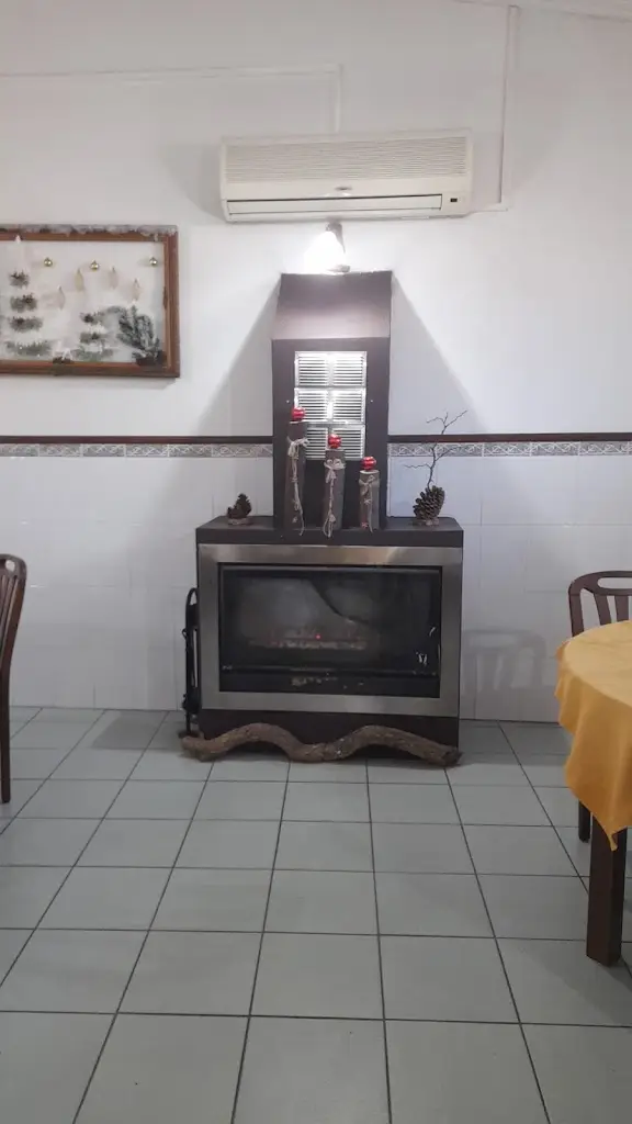 Claudia Rolo_Churrasqueira Vilama_Aguada de Cima_recensione