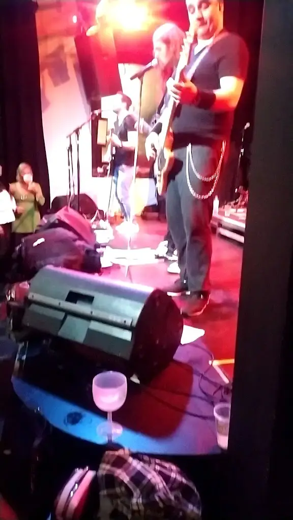 Diva George_Pátio do Sol_Barcarena_recensione