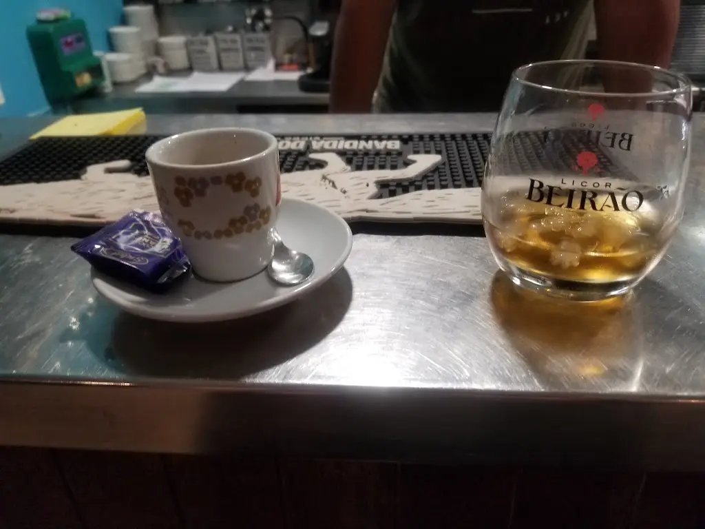 Taylor Bowser_Churrasco NARCADONOÉ_Barcarena_review