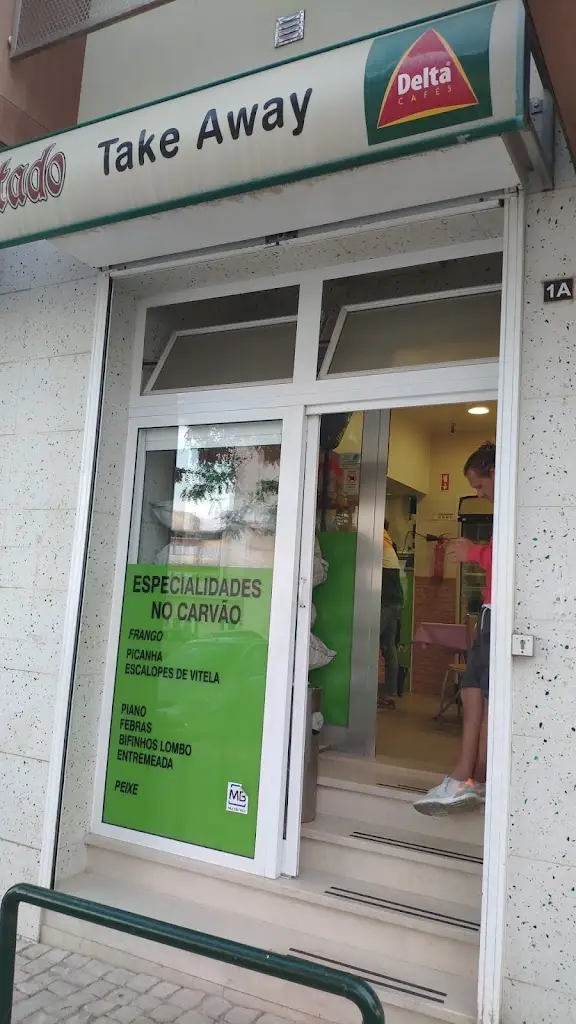 O Frango Encantado_Camarate_slider_image_3