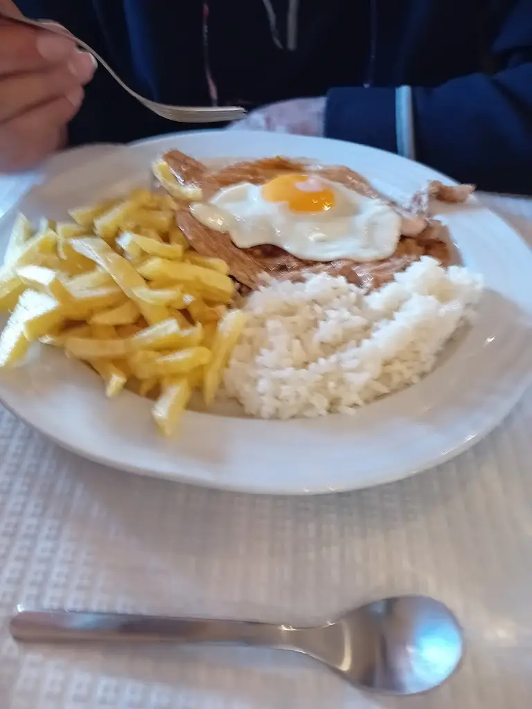 Maryvonne LE NY-MARTINS_Restaurante 