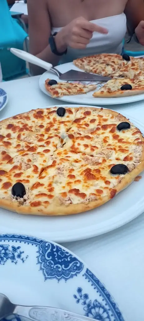 vicente enrique miguel galan_Cafe Restaurante Pizzeria Nascer Do Sol_Carapito_recensione