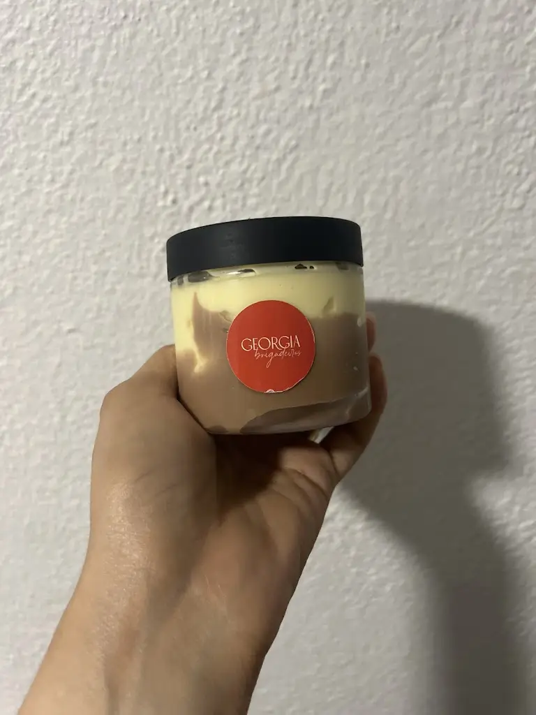 Lorenna Batista dos santos_Georgia Brigadeiros UBBO | Brigadeiros á sério_Brandoa_recensione