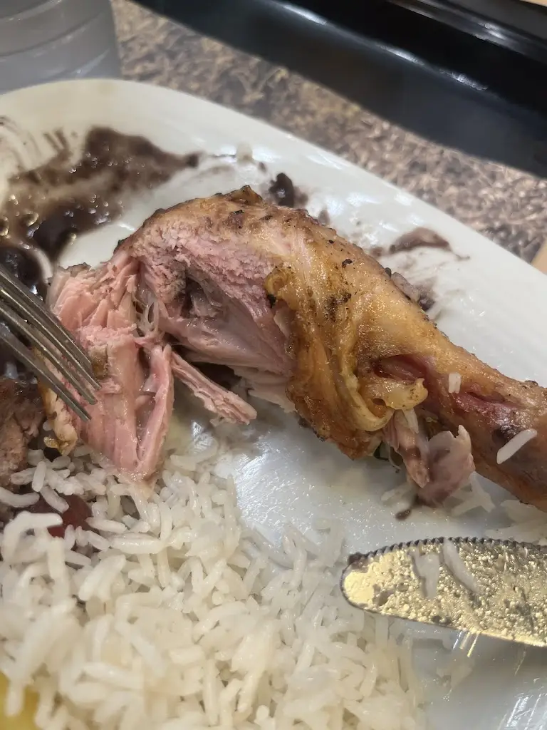 Catarina leal_Alentejo - UBBO_Brandoa_reseña