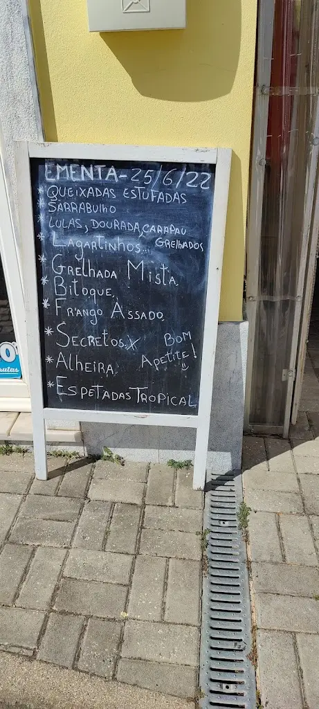 Menu_Cantinho da Laura_Campelos_image_1