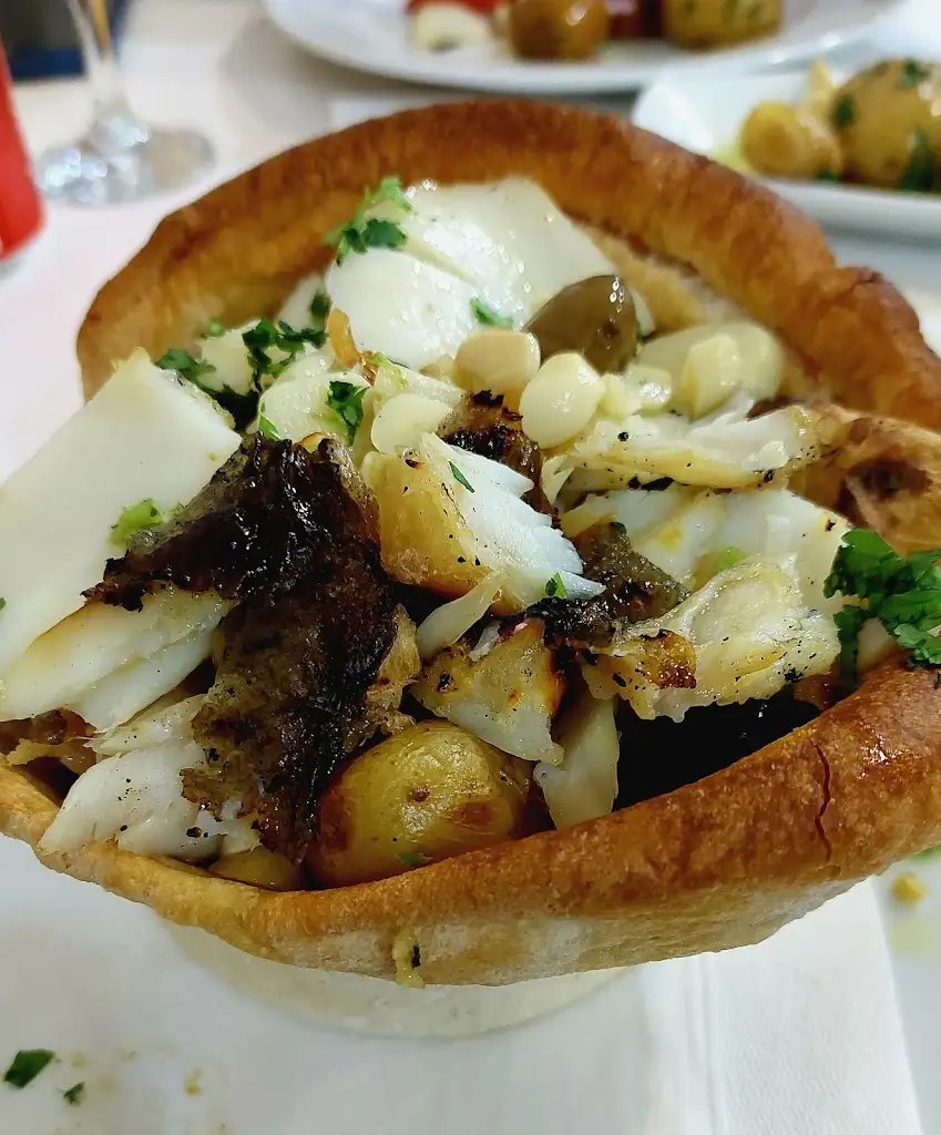 Zuleica Collares_Restaurante O Regional_Campelos_recensione