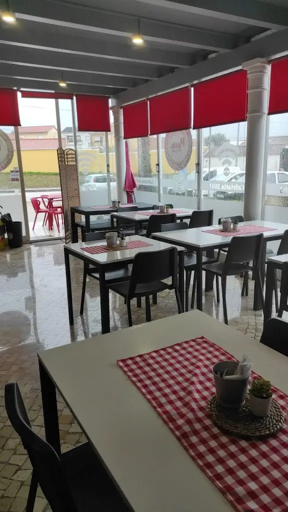 Maria põe a Mesa ristorante a Campelos