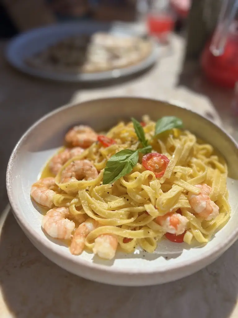 KUSHAL LONARE_Capricciosa Carcavelos_Carcavelos_recensione