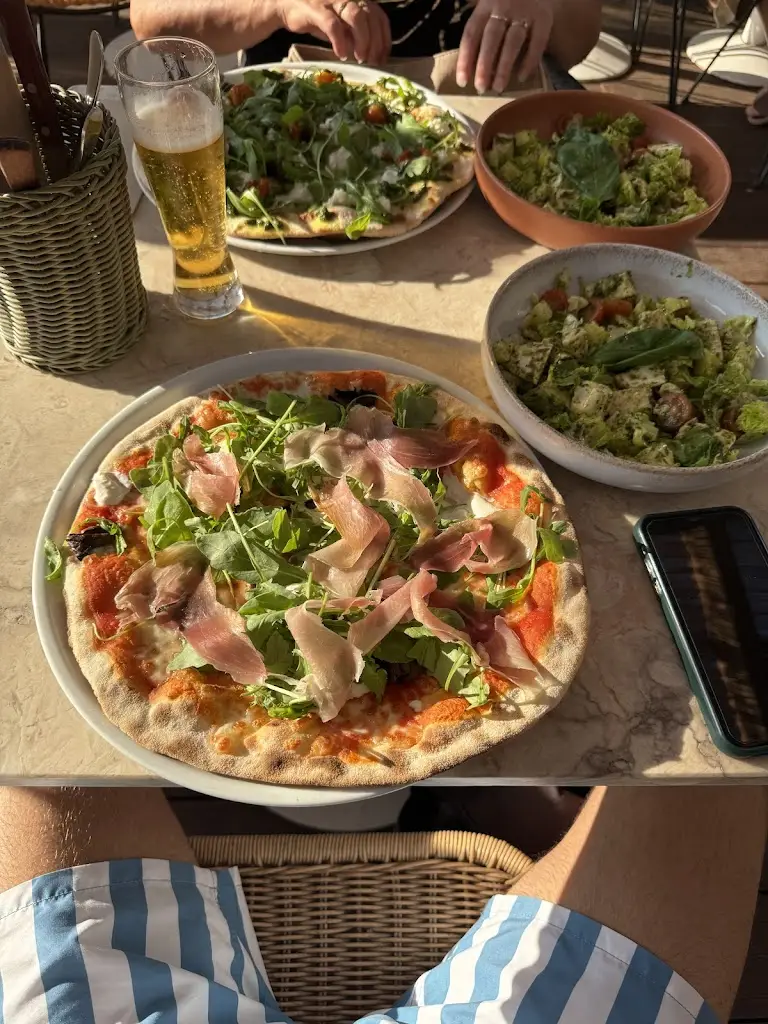 Vid Velkavrh_Capricciosa Carcavelos_Carcavelos_recensione