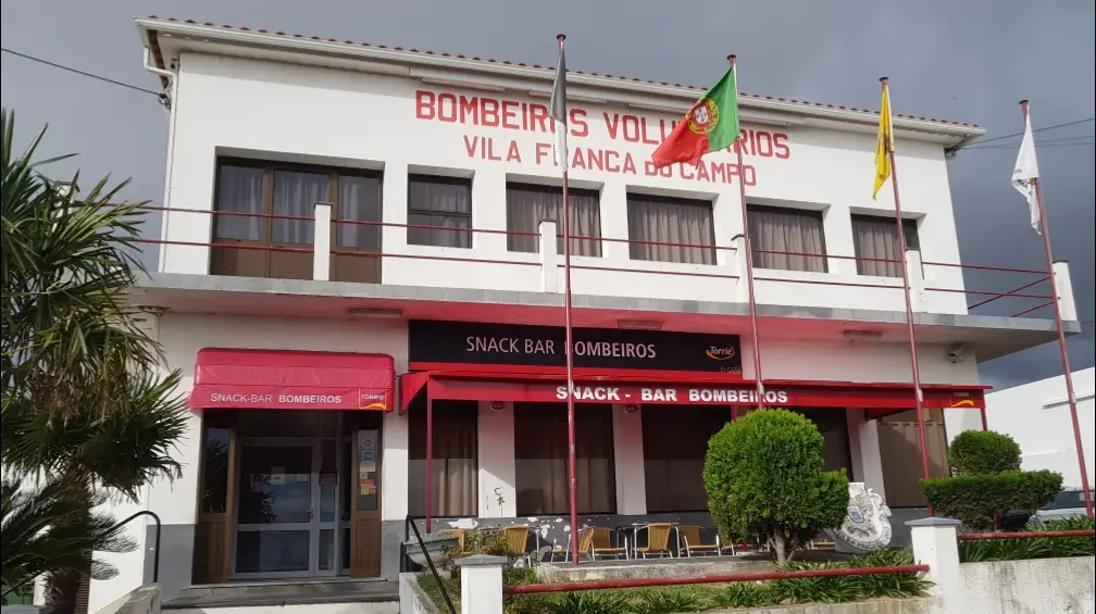 Snack Bar Bombeiros VFC ristorante a Vila Franca do Campo