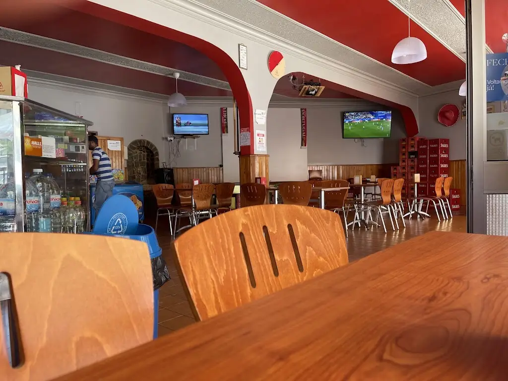 Vai e Volta - Café da Lúcia restaurante en Cadaval