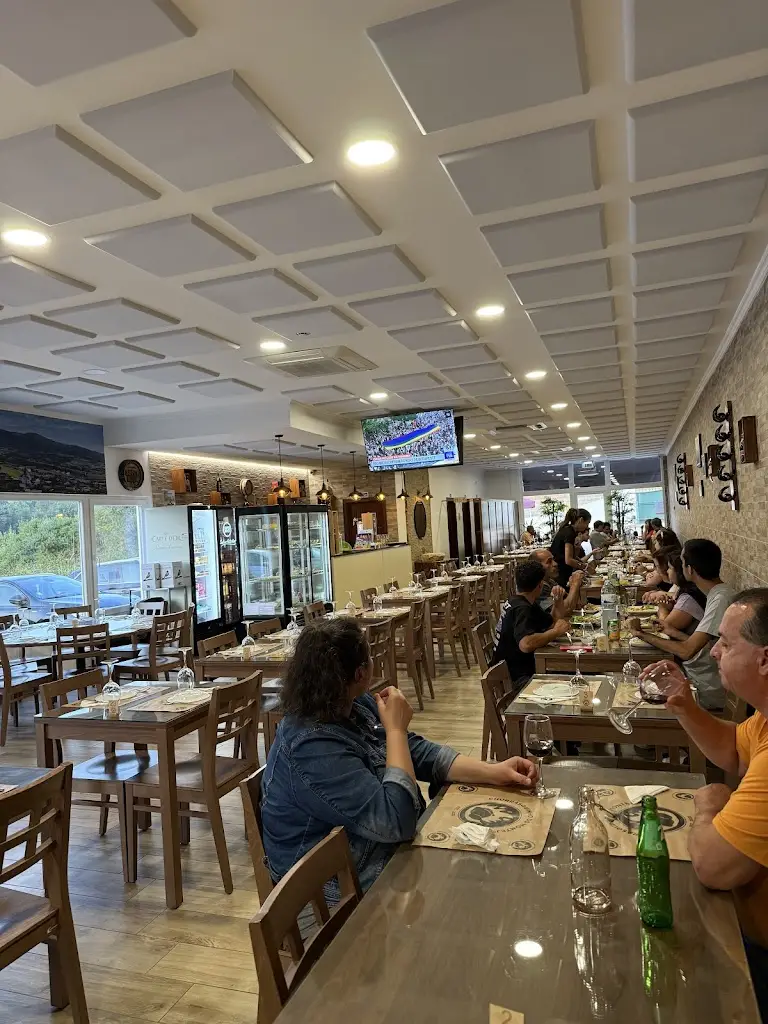 gabriel Yanez_Churrasquinho do Montejunto_Cadaval_Bewertung