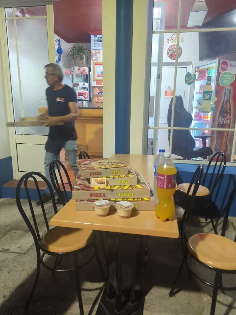 Jorge Goncalves_Pizzaria Lua do Sul_Vila Franca do Campo_recensione