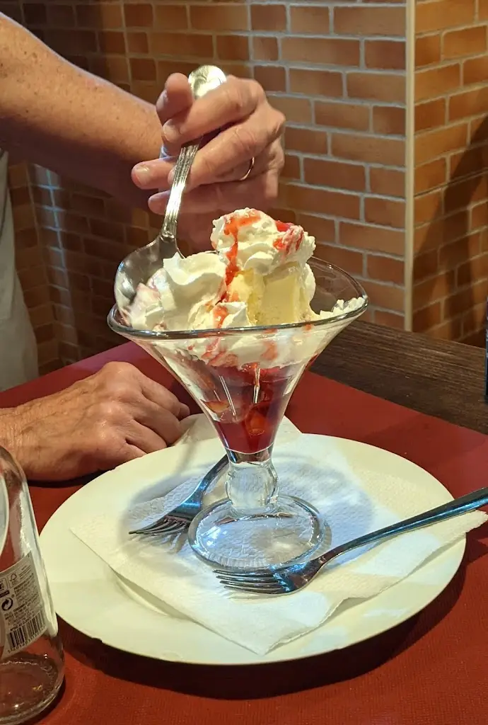 Stephen Ryan_Happy's Restaurant_Carvoeira_recensione